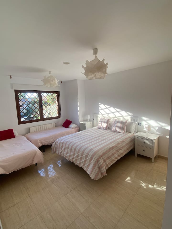 Cama 150cm, 90cm y 90cm