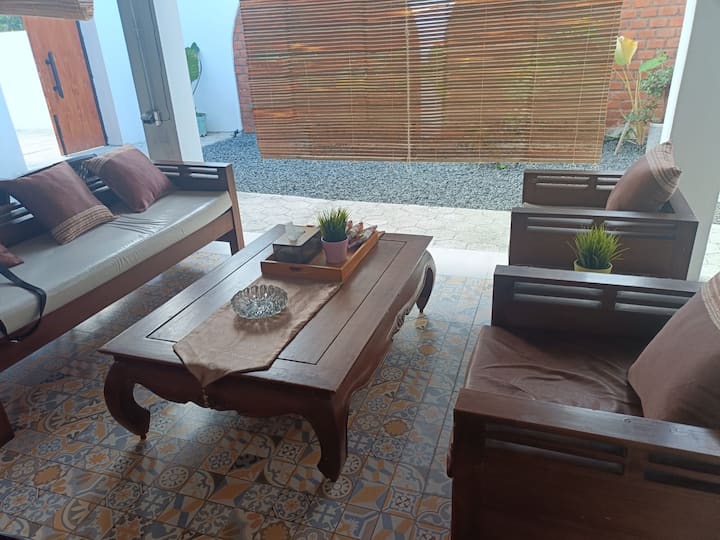 Alun Padi Villa | Serenity 2br Home, Wifi, Kitchen - Bandar Lampung
