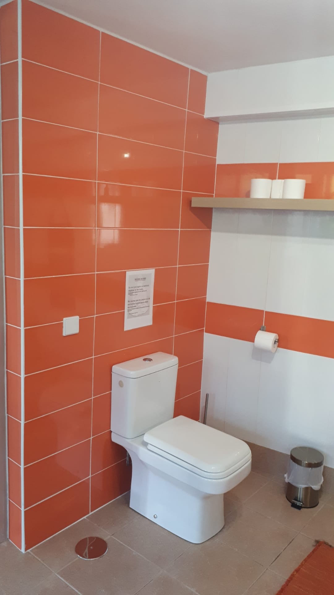Anúncio popular: Budha GuestHouse em Matosinhos