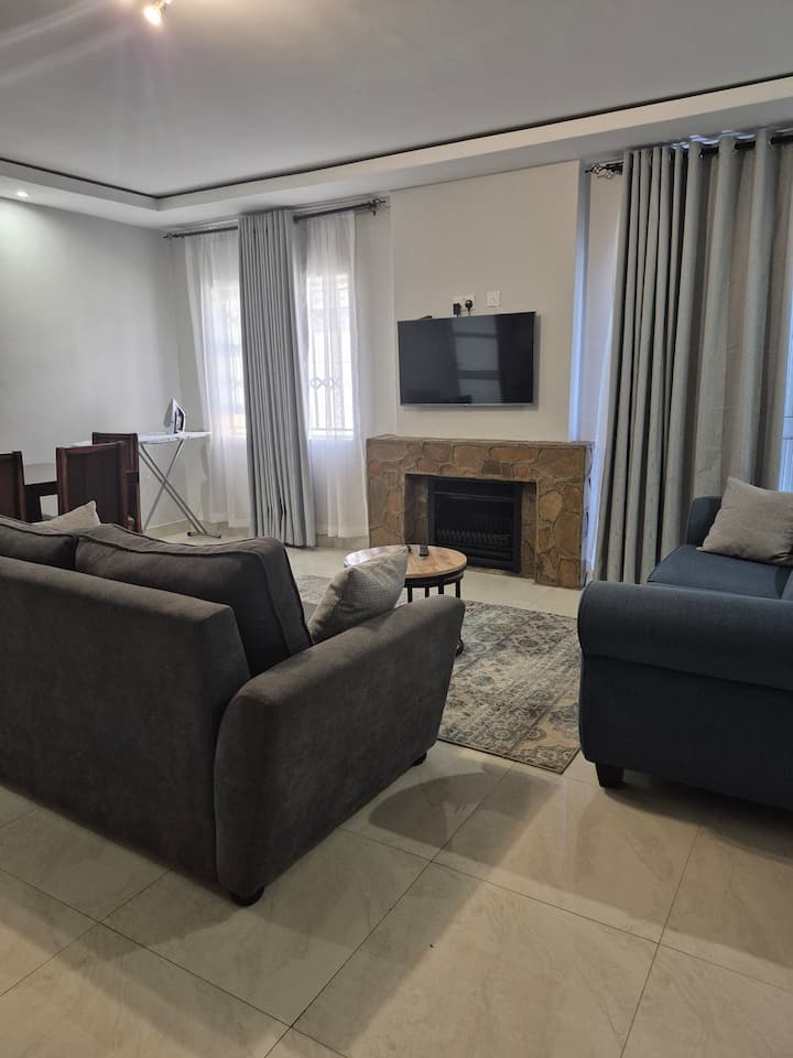 1 Bed Apartment In Emerald Hill - Zimbabwe