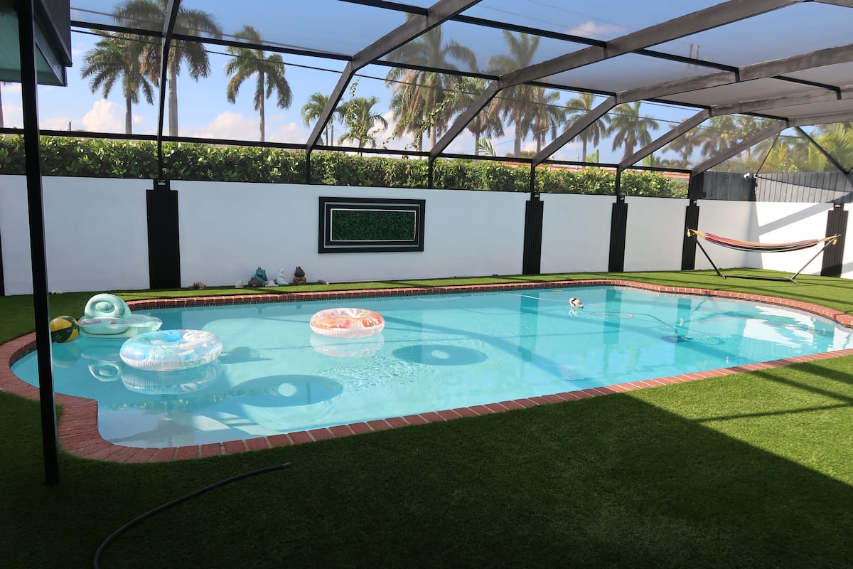 Miami Getaway — 4 bedroom home with pool