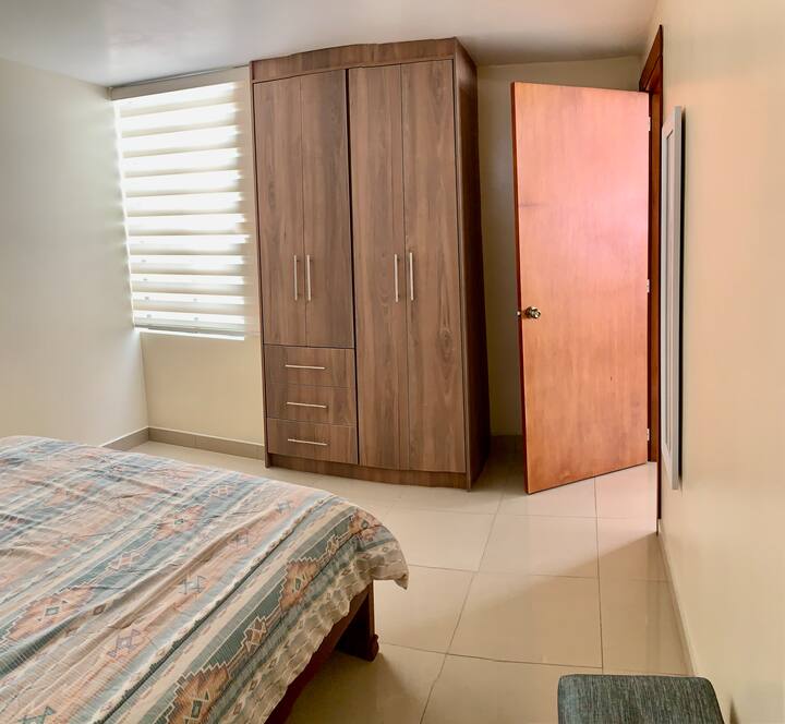 Ambienti i dhomës së gjumit