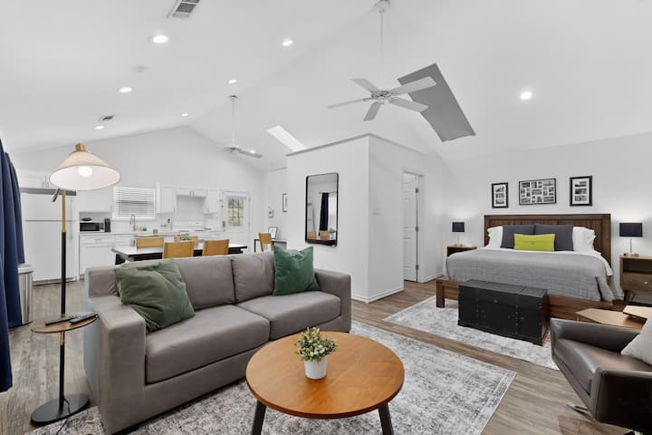 Studio Guest House In Dallas/oak Lawn - Dallas, TX