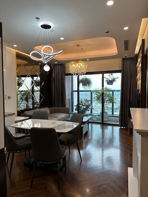 Luxurious apartment - city center - 2bed-2bath