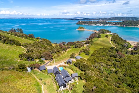 Te Whau Retreat - Whole Property | Be My Guest