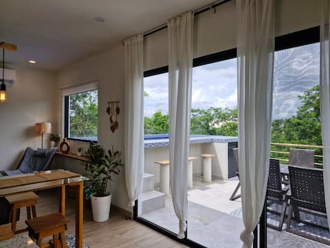 Top Airbnb: House with pool, 5 bedrooms, 15 people, 2 kitchens in El Cielo