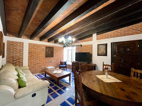 Successful Airbnb property: Country house with beautiful garden in Tequisquiapan
