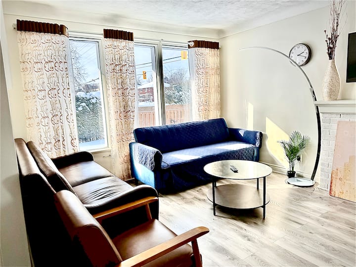 3br Apt Near Ottawa General Hospital - ガティノー