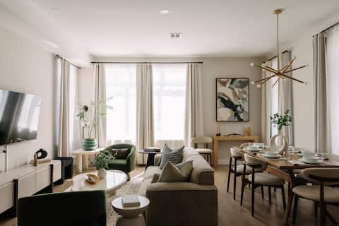 The Landing | Chic 3 BR Near NYC & MetLife Stadium