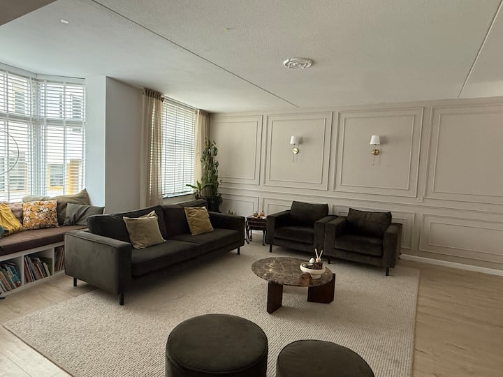 Ruime Woning Met Tuin Nabij Waalkade - Nijmegen