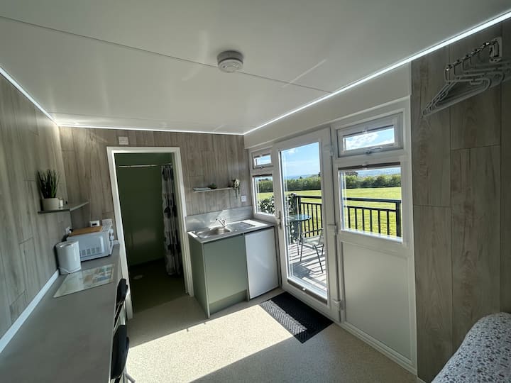 Fox’s Den Cabin - Penzance