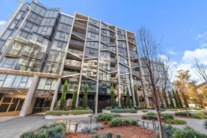 Luxurious Canberra Cbd Apartment - Canberra