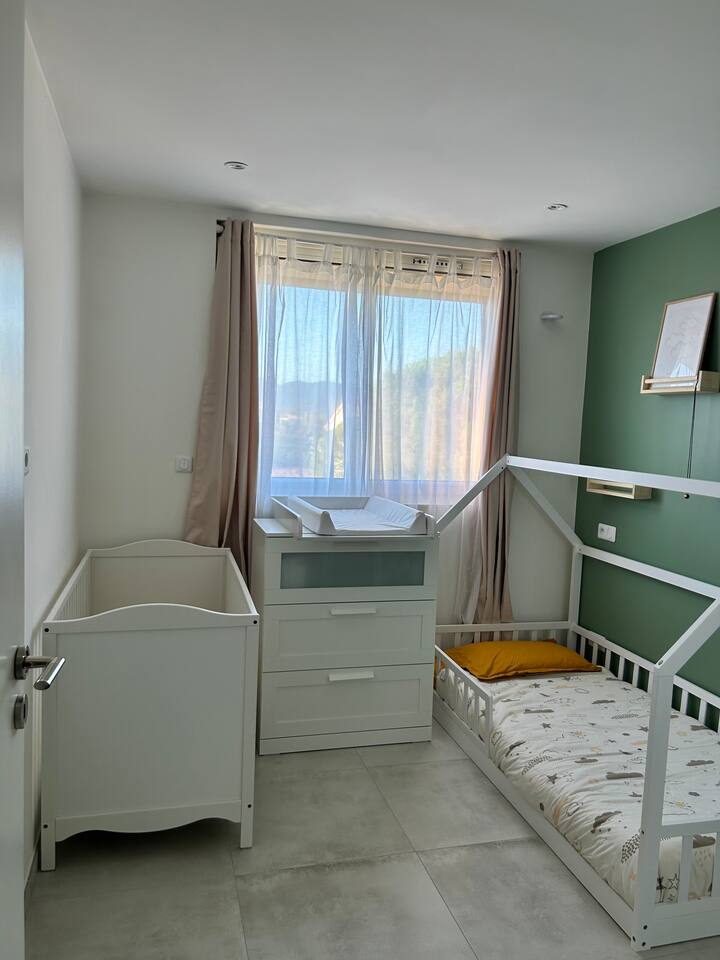 საძინებელი 2