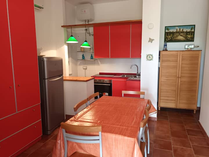 Guesthost - Villa Near Sea With Garden & Parking - Conversano