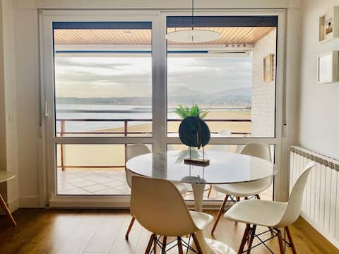 Propiedad de Airbnb exitosa: An apartment with an ocean view en Hondarribia/Fontarrabie