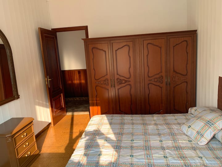 საძინებელი 1