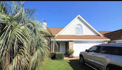 House for the Whole Family, in Shalimar!