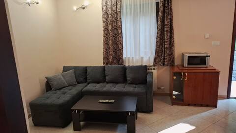 Top performing Airbnb: Cozy Apartment Lossa in Pobri