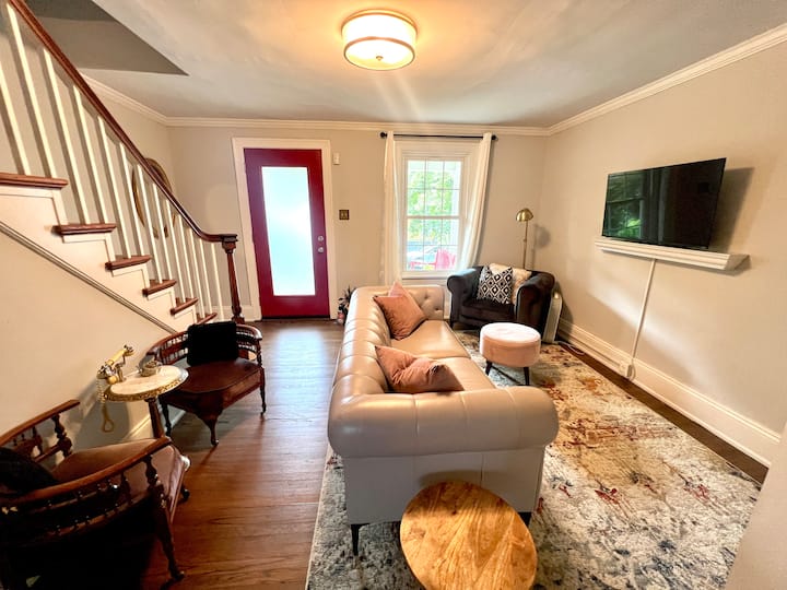 Quaint House In The Fan - Richmond, VA
