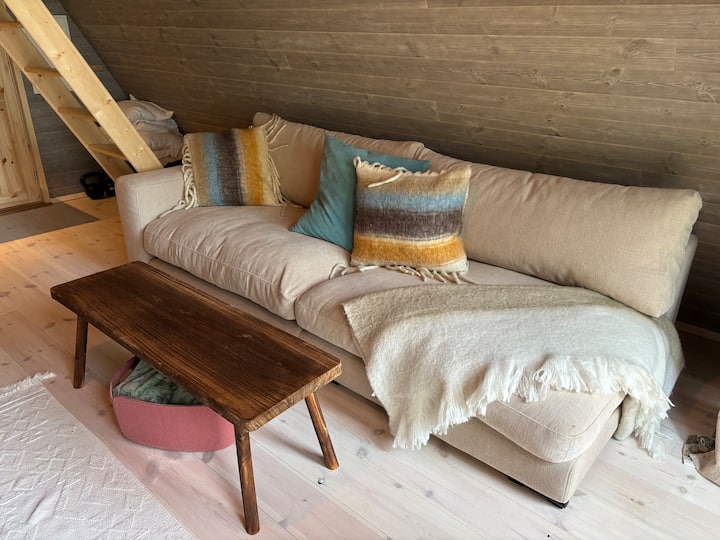 Vår I A-frame Nära Bergsjön - Svezia