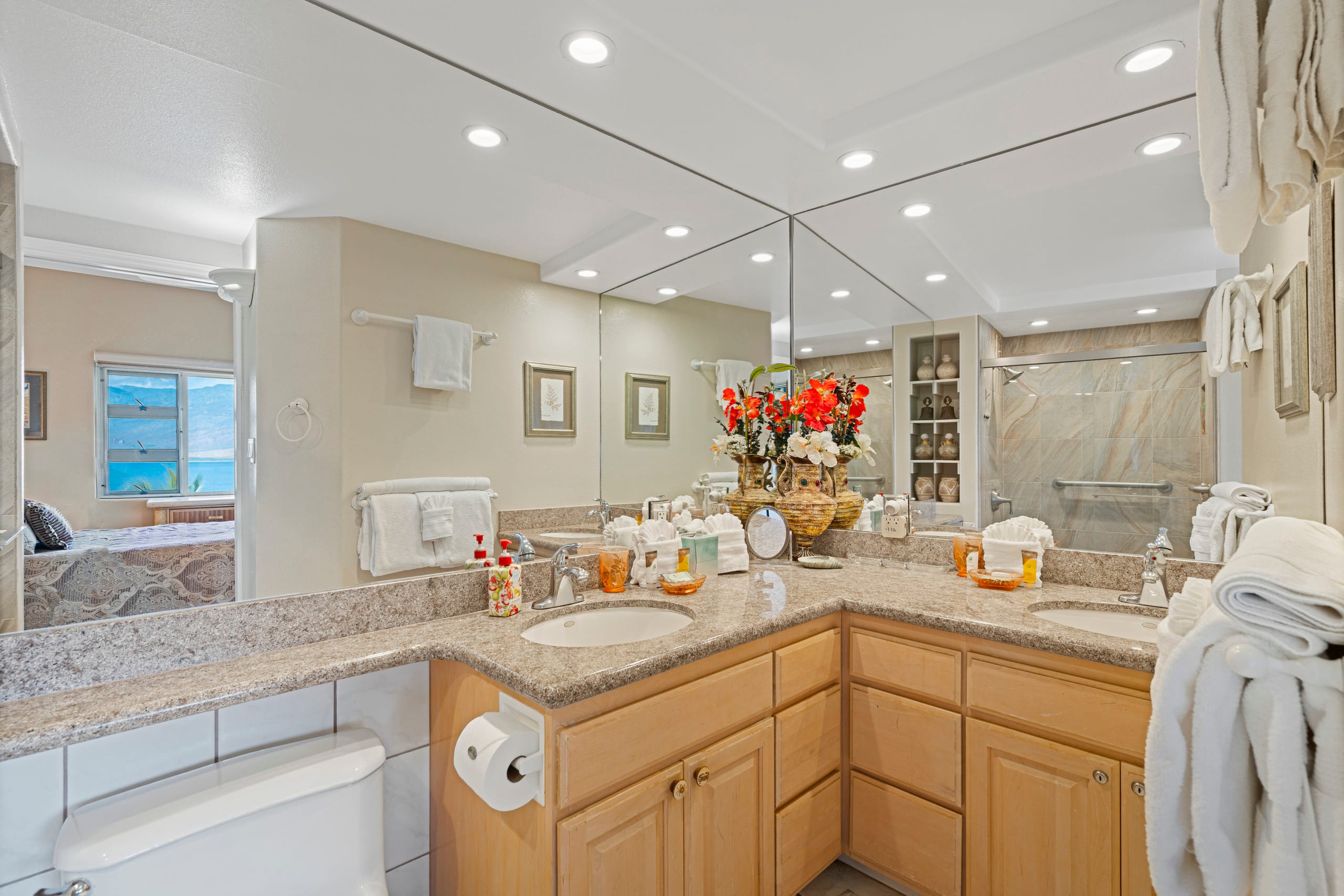 Amazing Remodeled Condo-Menehune Shores #609 - Image 19