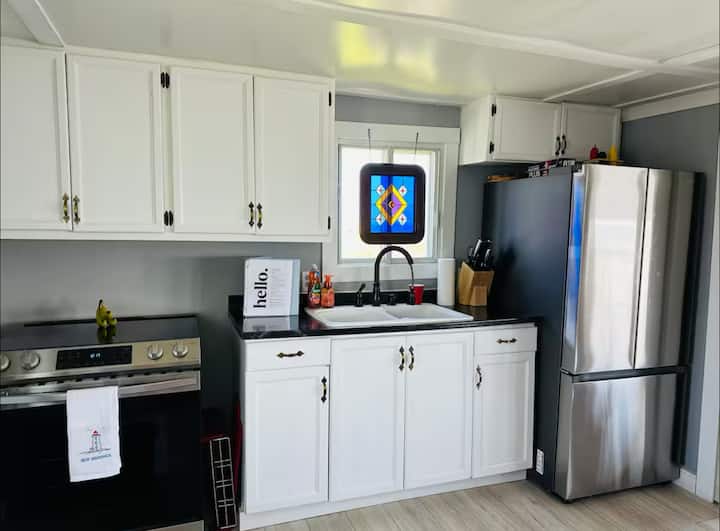 Lumiere Seaside Cottage - Prince Edward Island