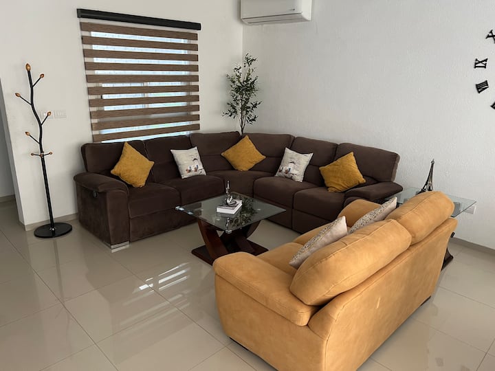 2 ห้องนั่งเล่น