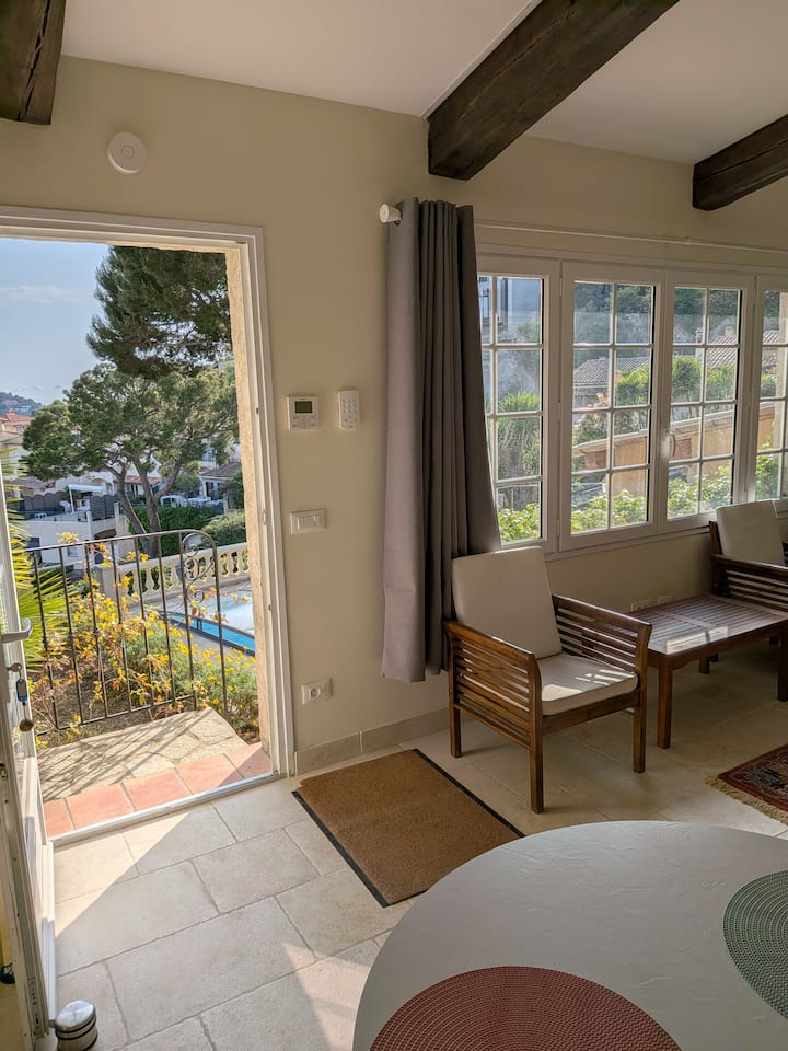 Studio Ensoleillé - Piscine & Vue Mer Imprenable - Villefranche-sur-Mer