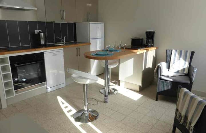 3* Poppy Spot Studio 3*(anciennement Chez José) - ibis Albert Pays de Somme