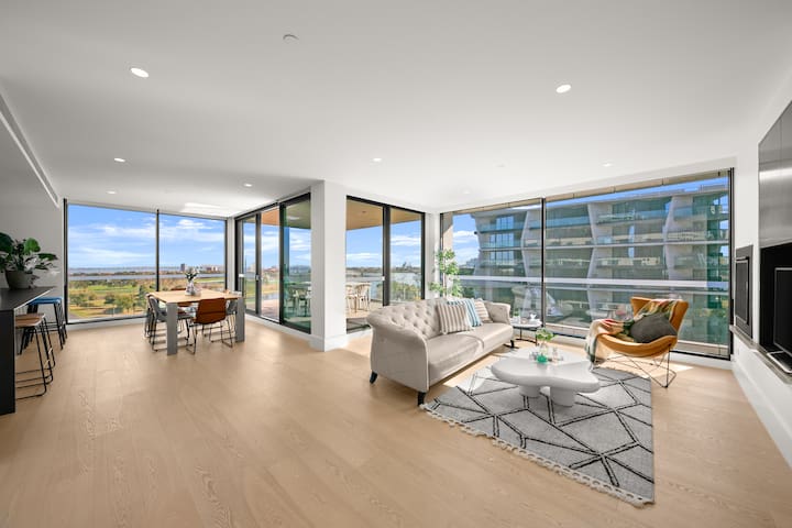 15%Off Weekly 4 Bedrooms Apt Central Mel