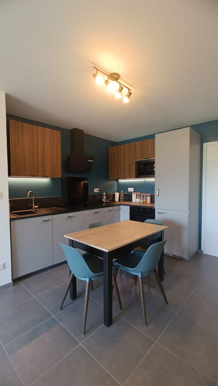 Appartement 2 Pièces à Proximité De La Gare - Montmélian