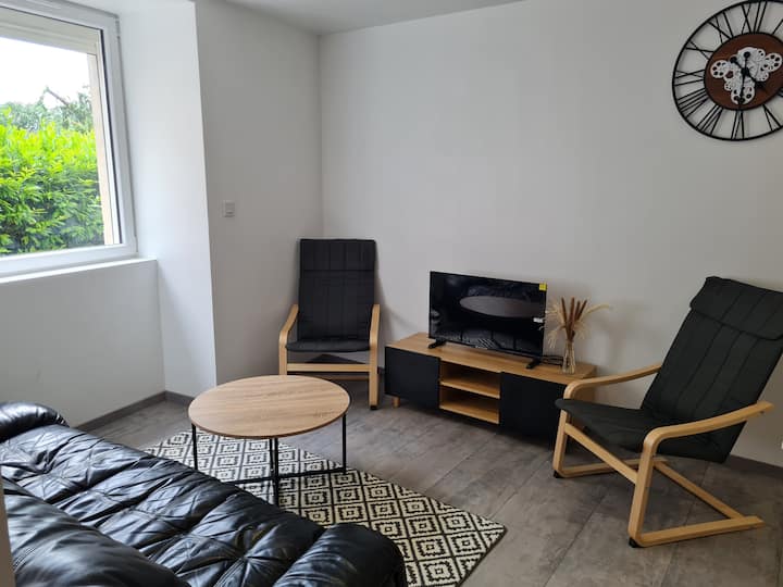 Logement Rénové Autour Des Lacs - Lac de Vouglans