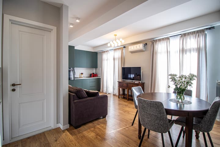 Nino's Apartment - Tiflis
