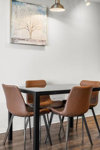 Downtown high end 2BR 2BA Condo Stunning City View gallery image 4