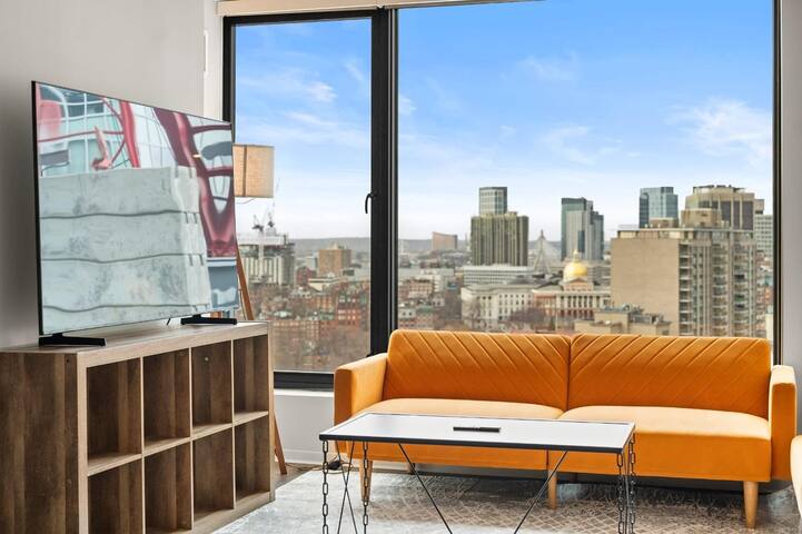Downtown high end 2BR 2BA Condo Stunning City View gallery image 2