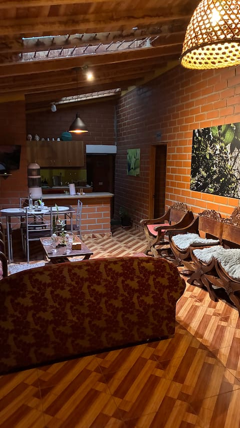 Popular Airbnb listing: La Cometa Farm, Marinilla in Marinilla