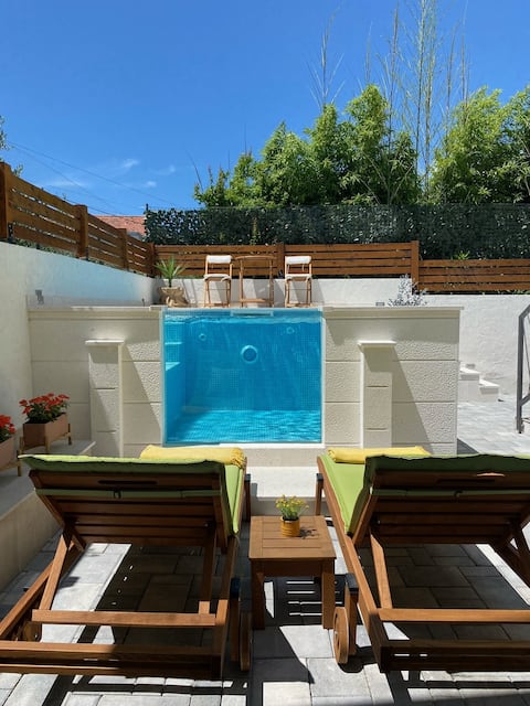 *Stone house Trogir - studio*