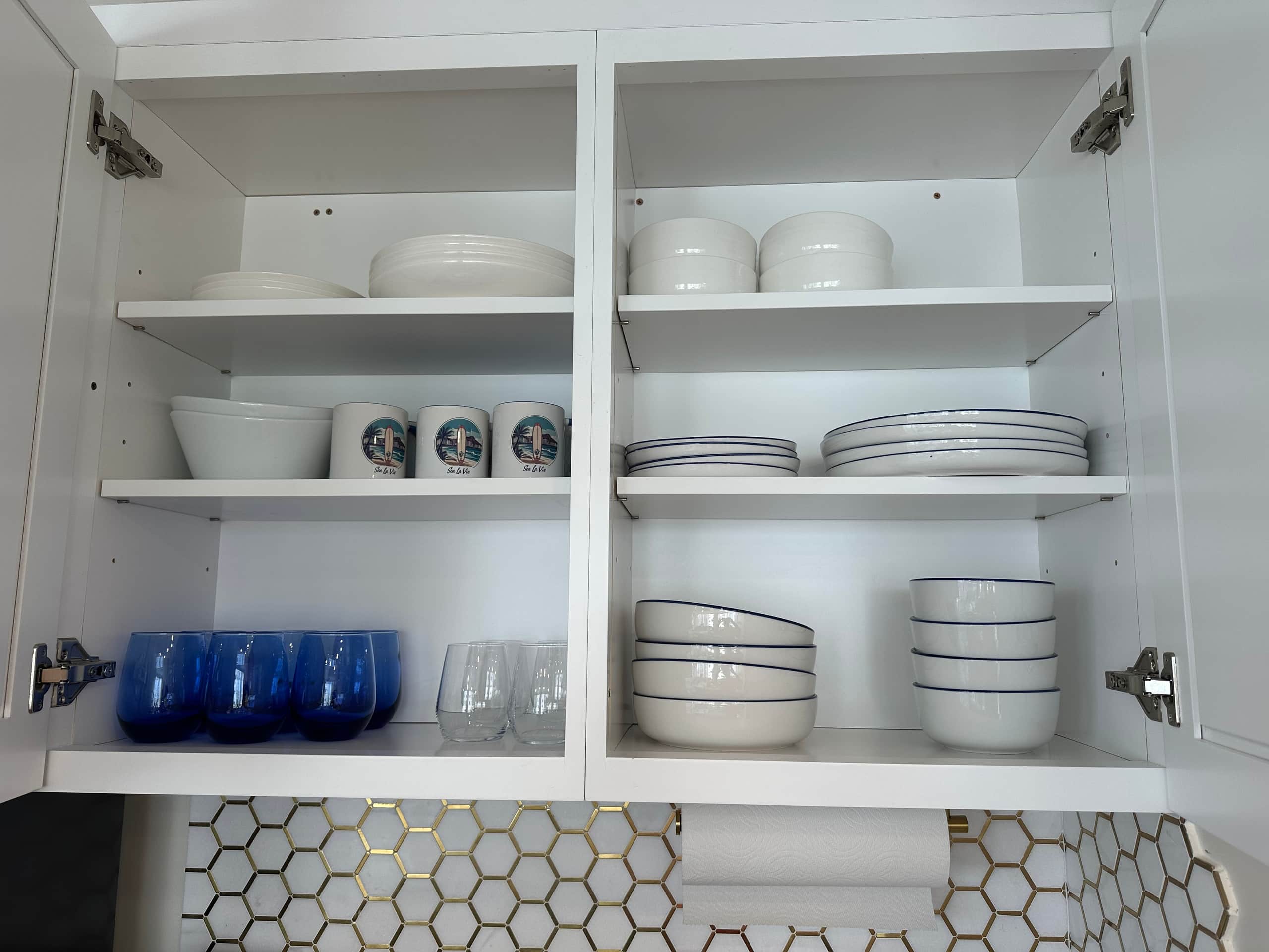 NEW Remodeled • 3 Min Walk to Beach • Rooftop Pool - Image 19