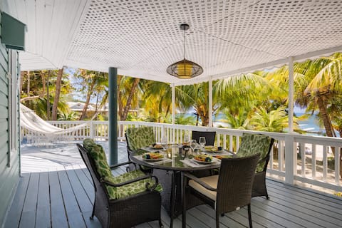 Casa Kennedy - Best Location on West Bay Beach