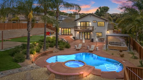 Pool·Pickleball·Volleyball·Golf·0.39 acre lot