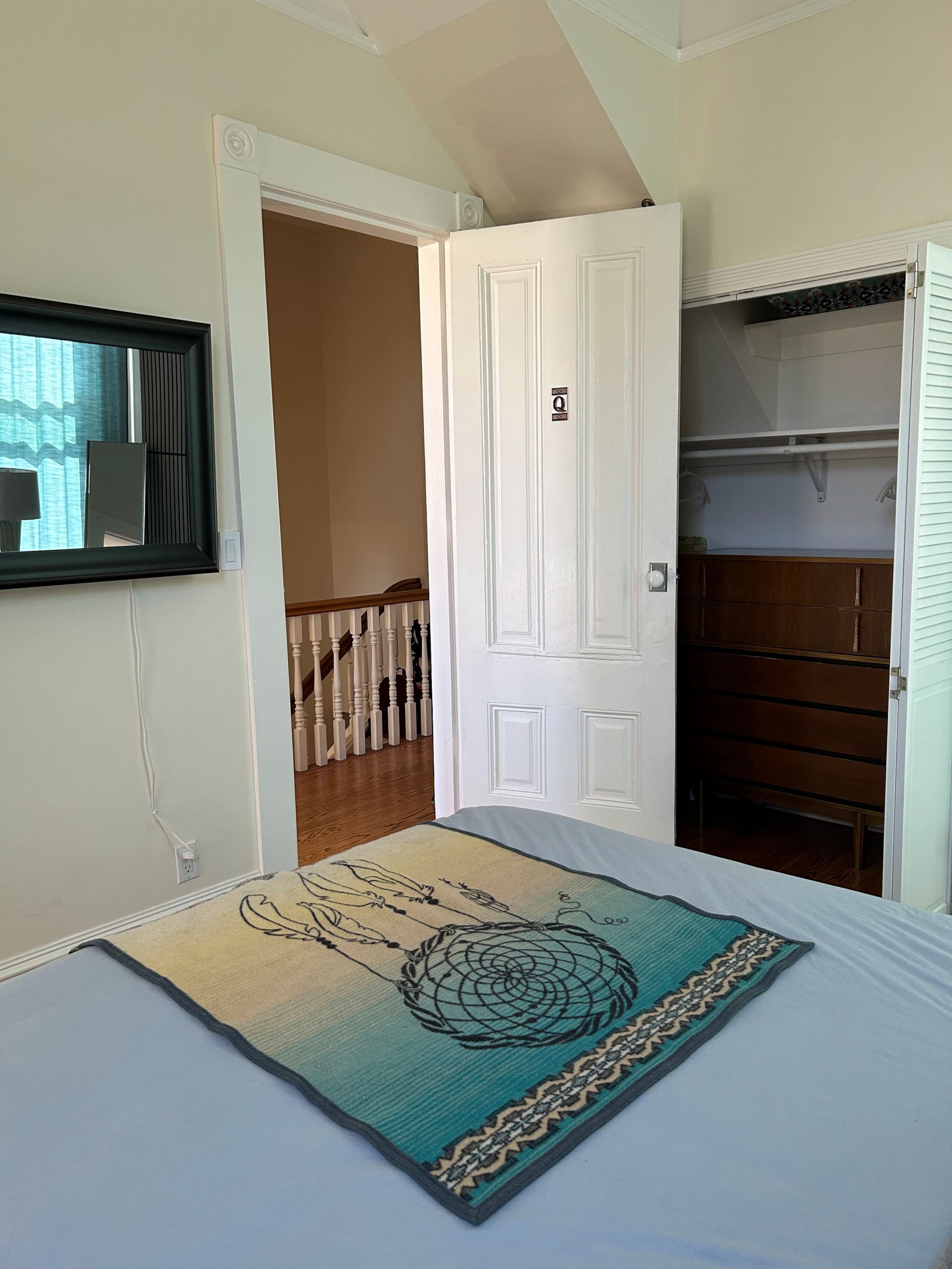 Home in San Francisco · ★5.0 · 4 bedrooms · 4 beds · 2 baths - Image 18