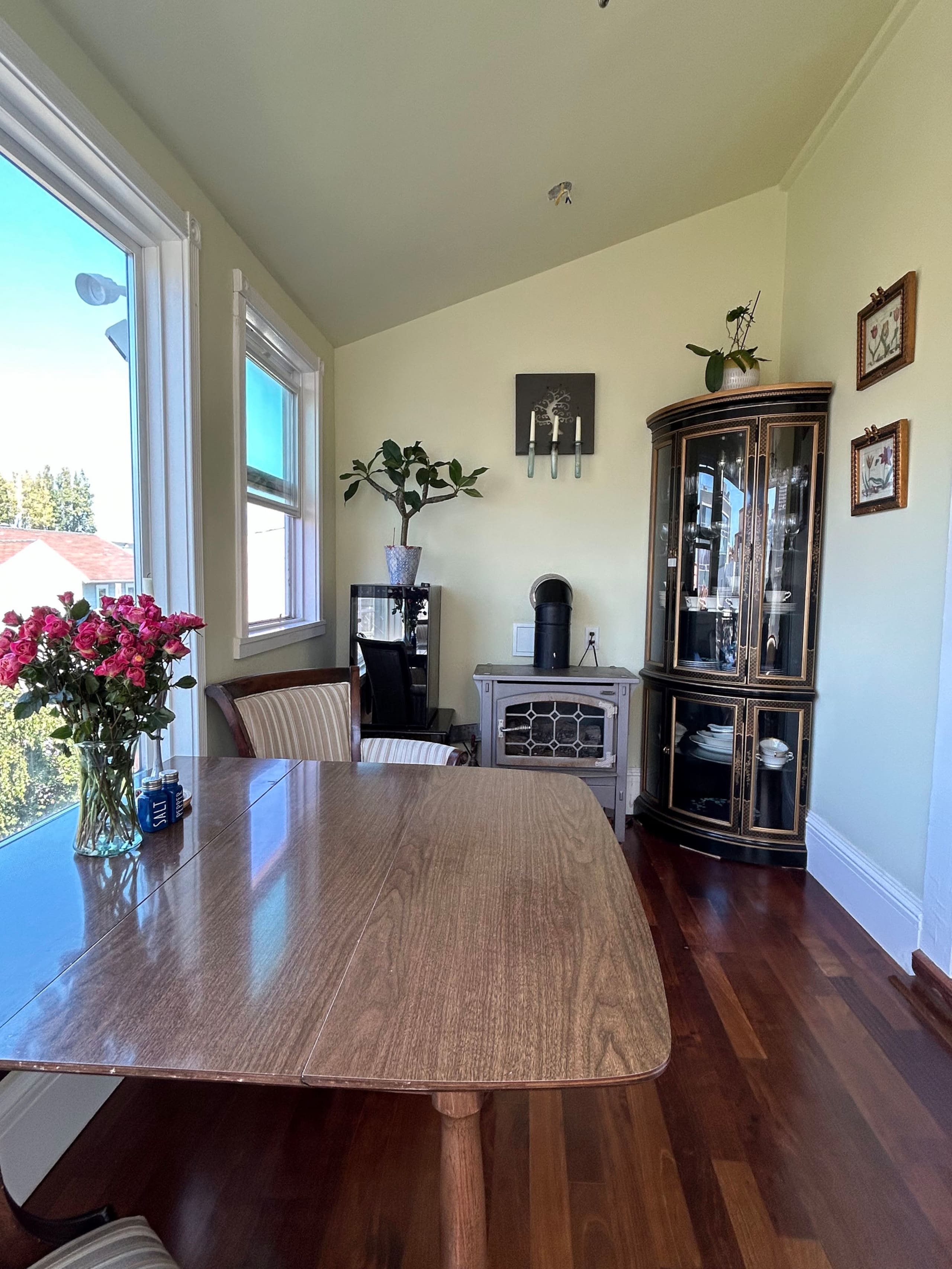 Home in San Francisco · ★5.0 · 4 bedrooms · 4 beds · 2 baths - Image 7