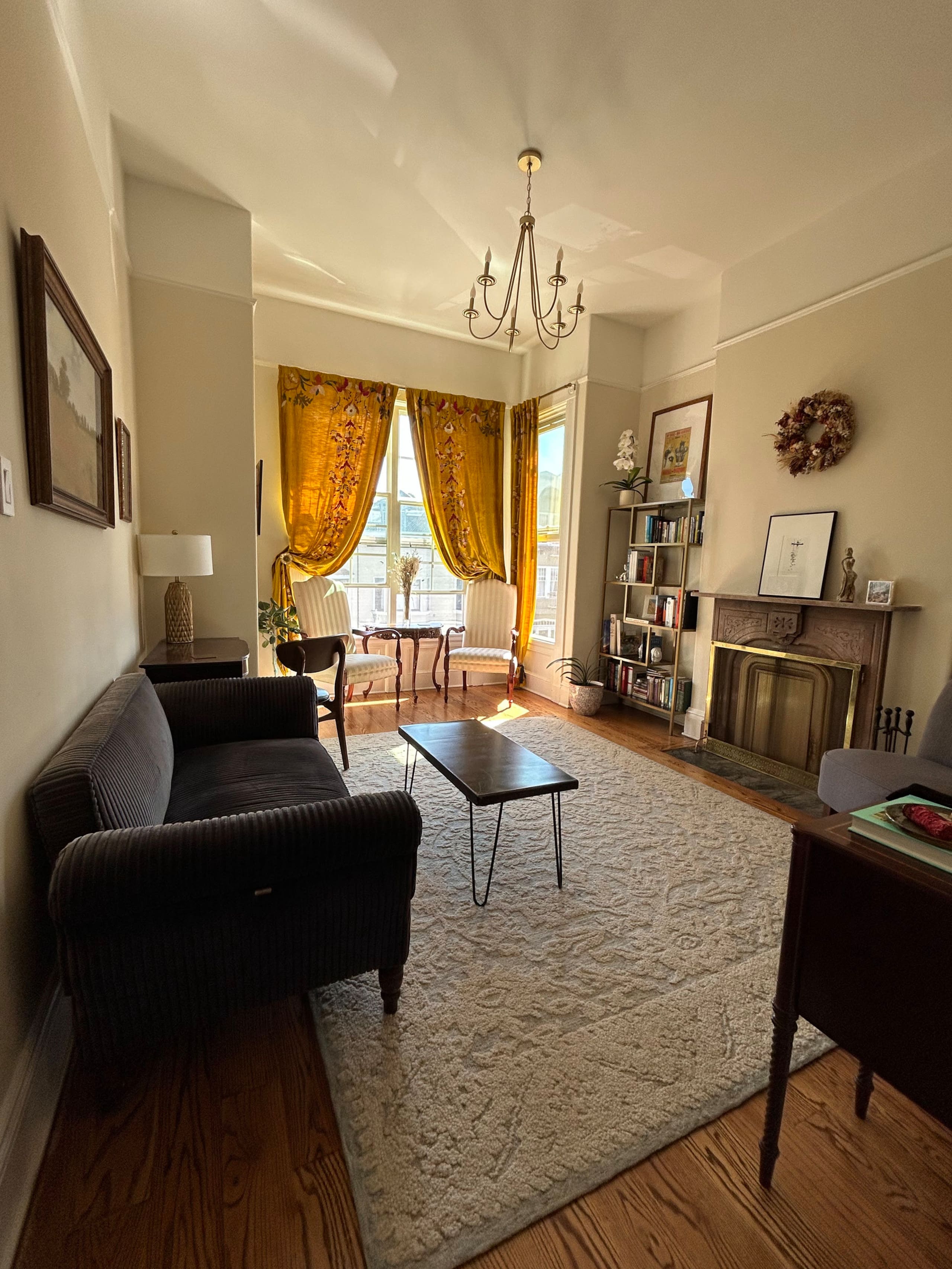 Home in San Francisco · ★5.0 · 4 bedrooms · 4 beds · 2 baths - Image 1