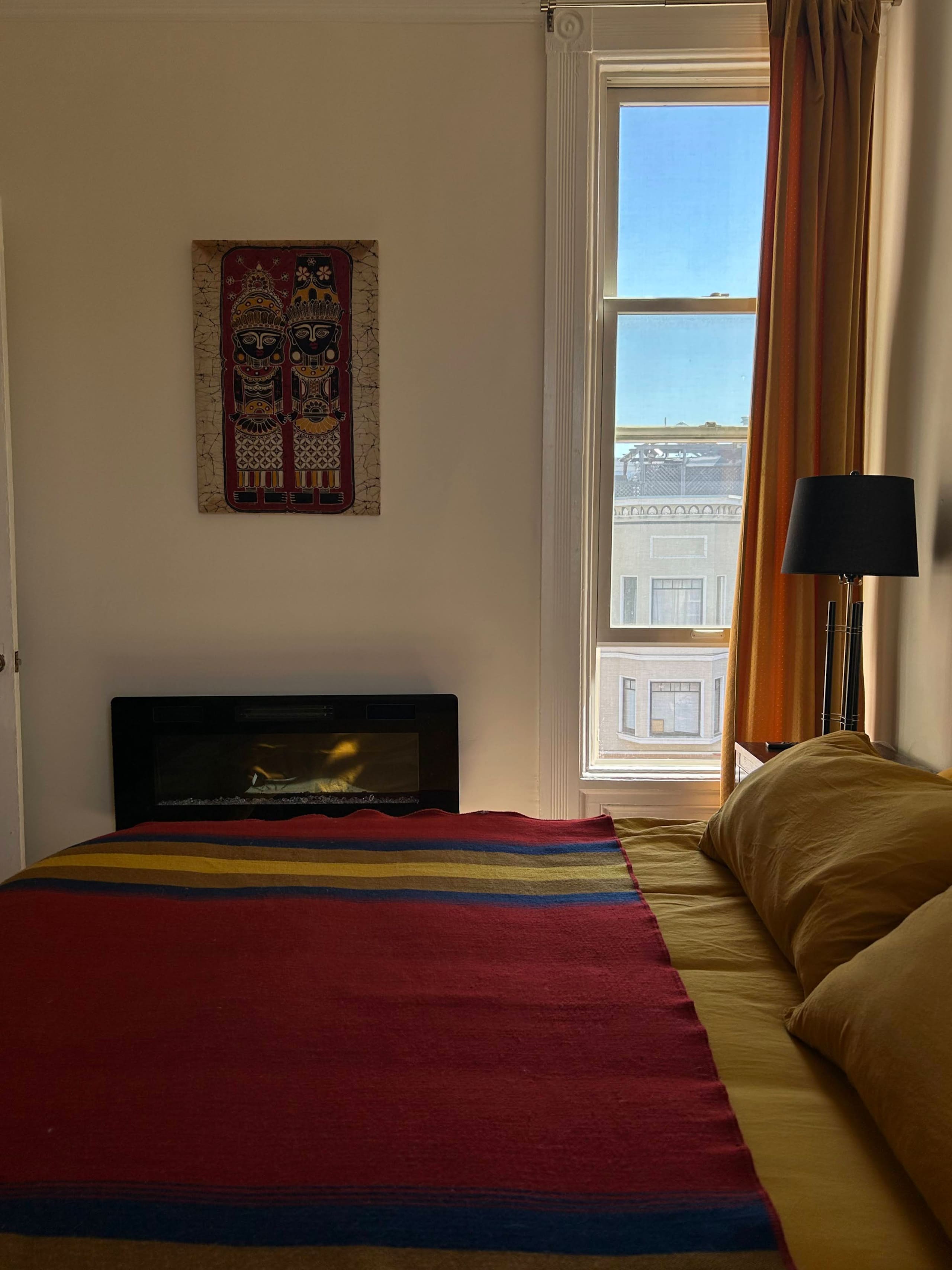 Home in San Francisco · ★5.0 · 4 bedrooms · 4 beds · 2 baths - Image 9