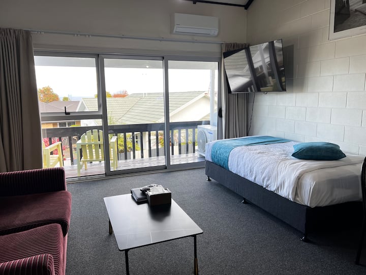 Two-bedroom Motel Unit - Taupō