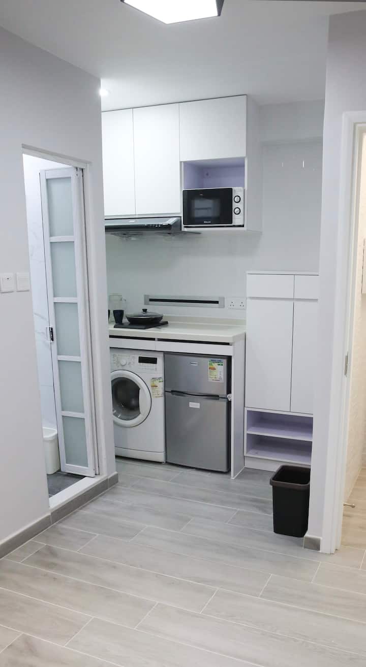 Special Offer 2 Mins Sai Ying Pun Mtr Whole Flat - Hong Kong