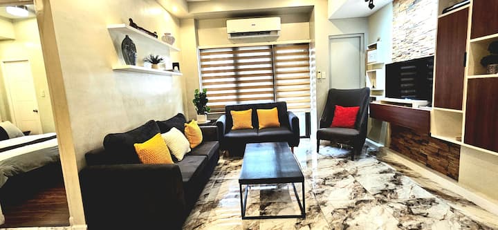 3 Bedrooms In Cbd & A Walk To Greenbelt Mall - Manila