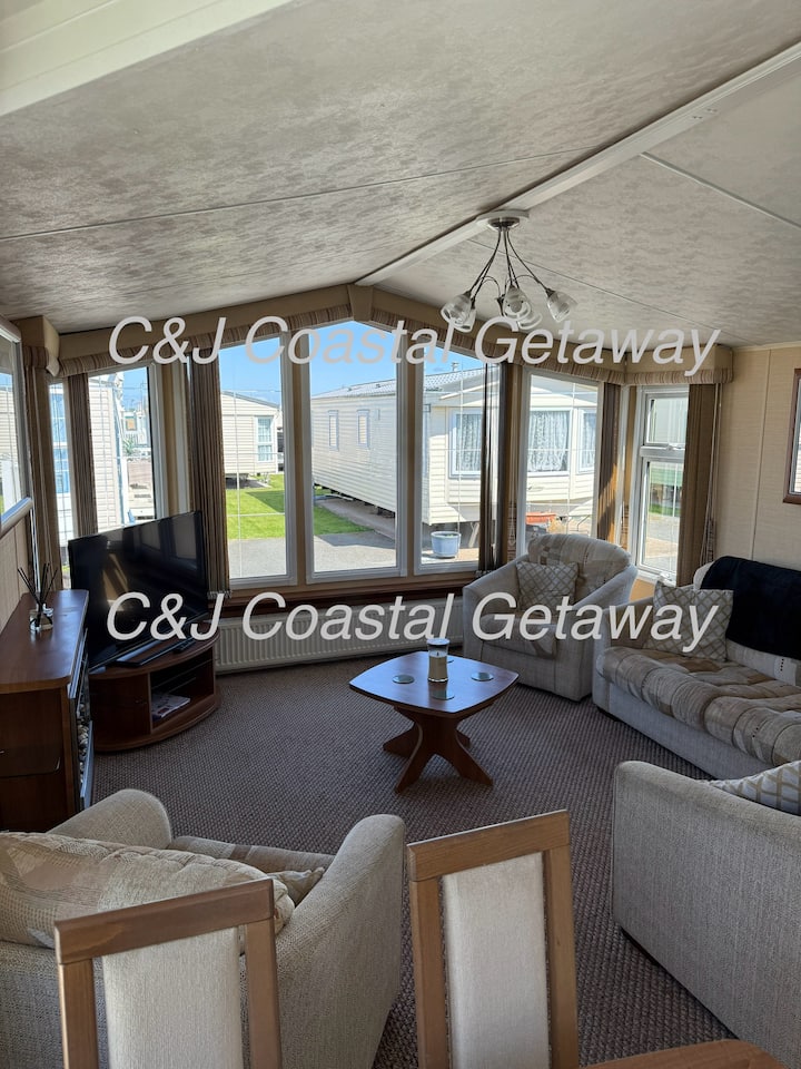 6 Berth 2 Bedroom Home From Home Static Caravan - Towyn