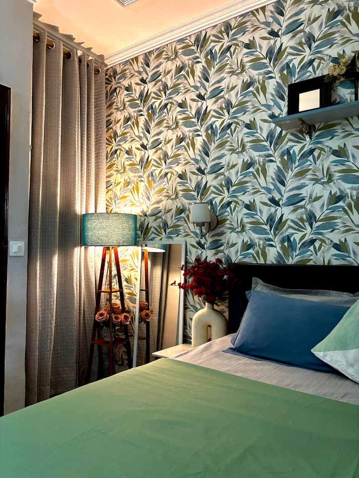 South Delhi Diaries | Elegant Private Room - New Delhi