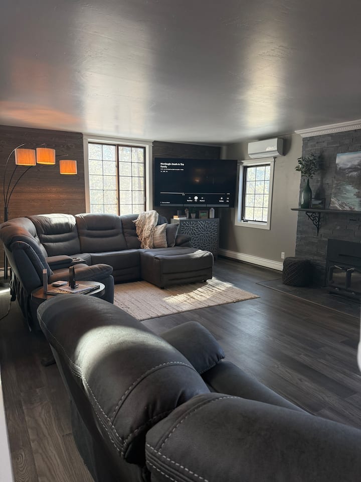 Cozy Colorado Mountain Retreat - エバーグリーン, CO